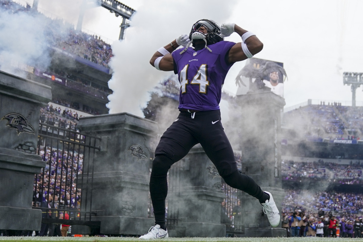 Baltimore Ravens cornerback Marlon Humphrey (44) has thrown shade at legendary head coach Bill Belichick's legacy.